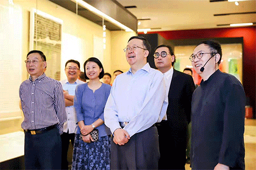 15686991191162839.gif 15686991191162839.gif