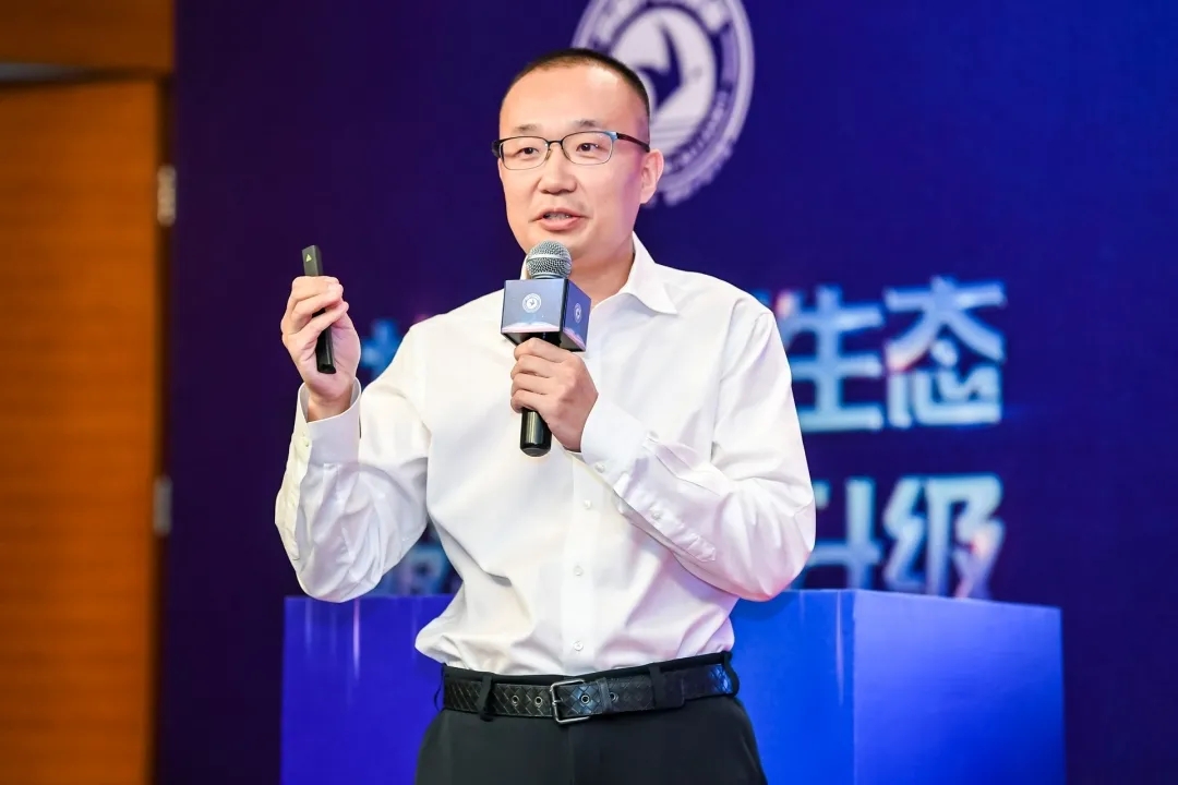 640.webp (2).jpg 640.webp (2).jpg